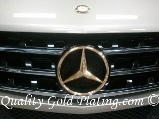 Mercedes grille emblem